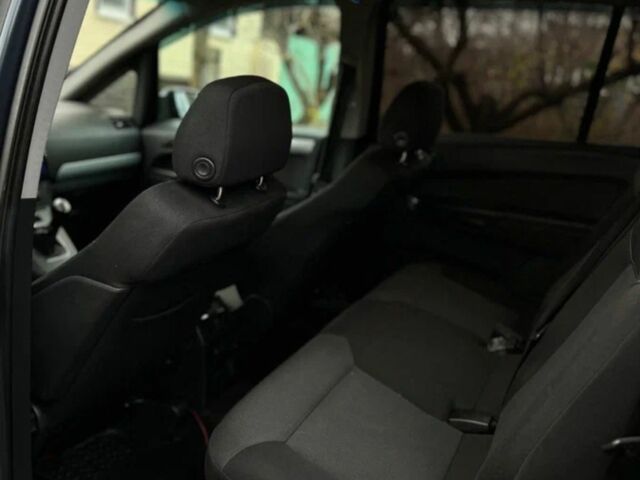 Сірий Опель Зафіра, об'ємом двигуна 1.7 л та пробігом 197 тис. км за 7500 $, фото 7 на Automoto.ua