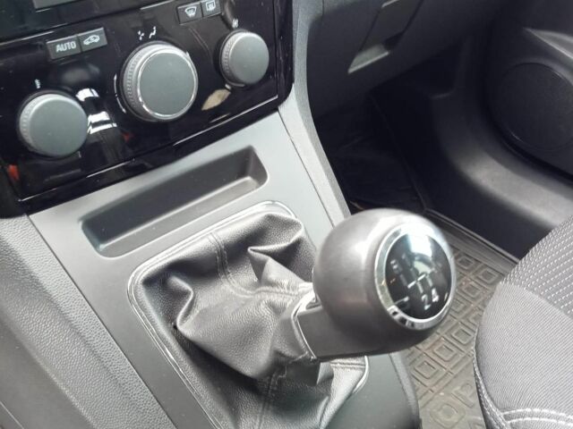 Серый Опель Зафира, объемом двигателя 1.8 л и пробегом 170 тыс. км за 7300 $, фото 7 на Automoto.ua