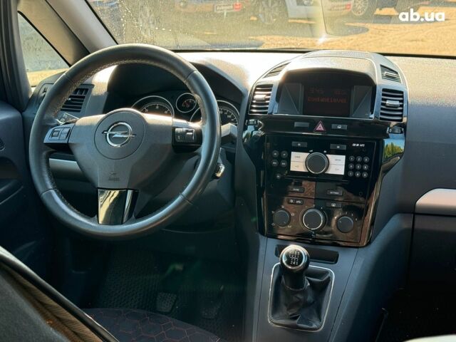 Сірий Опель Зафіра, об'ємом двигуна 1.7 л та пробігом 341 тис. км за 6890 $, фото 26 на Automoto.ua