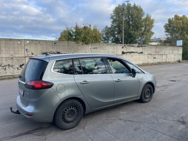 Сірий Опель Зафіра, об'ємом двигуна 1.6 л та пробігом 190 тис. км за 3500 $, фото 4 на Automoto.ua