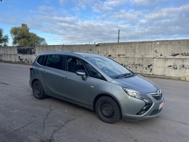 Серый Опель Зафира, объемом двигателя 1.6 л и пробегом 190 тыс. км за 3800 $, фото 1 на Automoto.ua