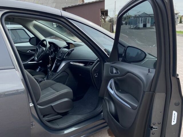 Серый Опель Зафира, объемом двигателя 1.6 л и пробегом 276 тыс. км за 10000 $, фото 8 на Automoto.ua