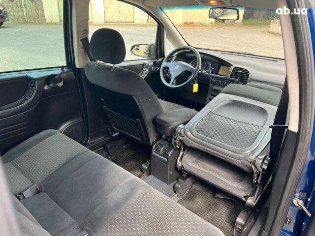 Синий Опель Зафира, объемом двигателя 0 л и пробегом 221 тыс. км за 1100 $, фото 3 на Automoto.ua