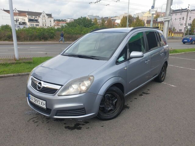 Синий Опель Зафира, объемом двигателя 0 л и пробегом 348 тыс. км за 4600 $, фото 9 на Automoto.ua