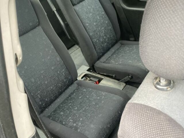 Синий Опель Зафира, объемом двигателя 2 л и пробегом 3 тыс. км за 1900 $, фото 8 на Automoto.ua