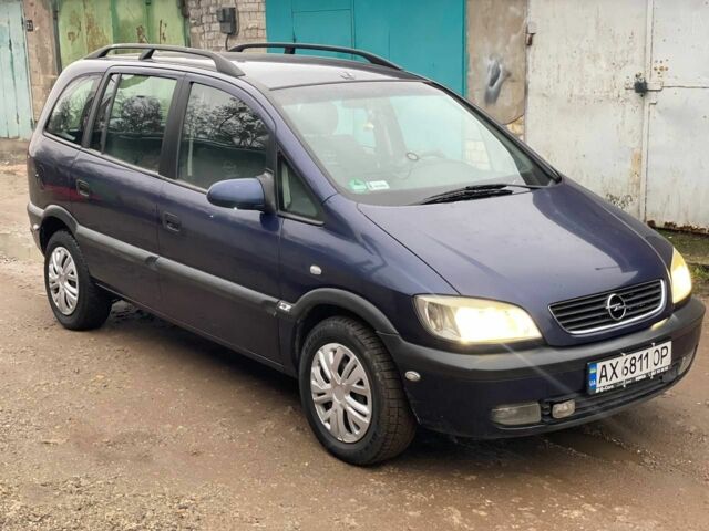 Синий Опель Зафира, объемом двигателя 1.8 л и пробегом 250 тыс. км за 3450 $, фото 4 на Automoto.ua