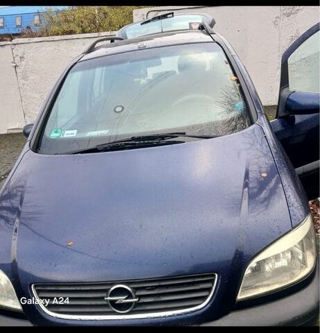 Синий Опель Зафира, объемом двигателя 1.8 л и пробегом 290 тыс. км за 2000 $, фото 3 на Automoto.ua