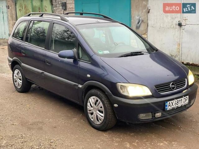 Синий Опель Зафира, объемом двигателя 1.8 л и пробегом 250 тыс. км за 3450 $, фото 4 на Automoto.ua