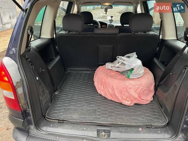 Синий Опель Зафира, объемом двигателя 1.8 л и пробегом 250 тыс. км за 3450 $, фото 28 на Automoto.ua