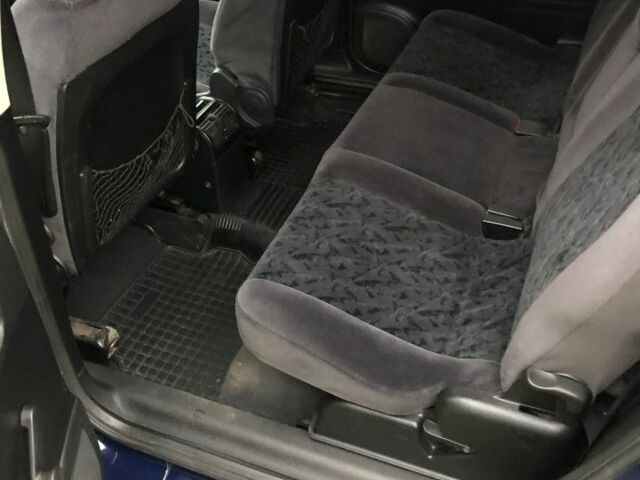 Синий Опель Зафира, объемом двигателя 0 л и пробегом 260 тыс. км за 2800 $, фото 8 на Automoto.ua