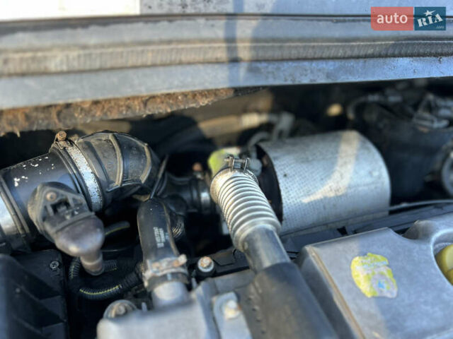 Синий Опель Зафира, объемом двигателя 2 л и пробегом 299 тыс. км за 2649 $, фото 19 на Automoto.ua