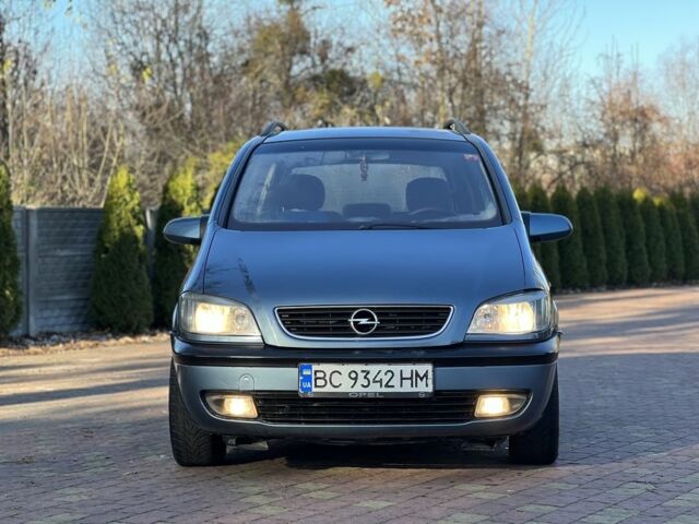 Синий Опель Зафира, объемом двигателя 2 л и пробегом 280 тыс. км за 2650 $, фото 3 на Automoto.ua