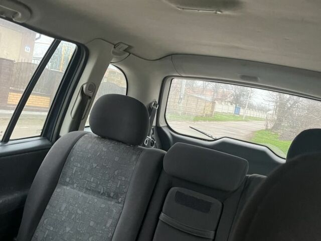 Синий Опель Зафира, объемом двигателя 0 л и пробегом 312 тыс. км за 1550 $, фото 4 на Automoto.ua