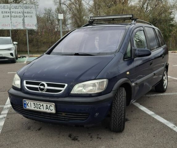 Синий Опель Зафира, объемом двигателя 2 л и пробегом 282 тыс. км за 3500 $, фото 4 на Automoto.ua
