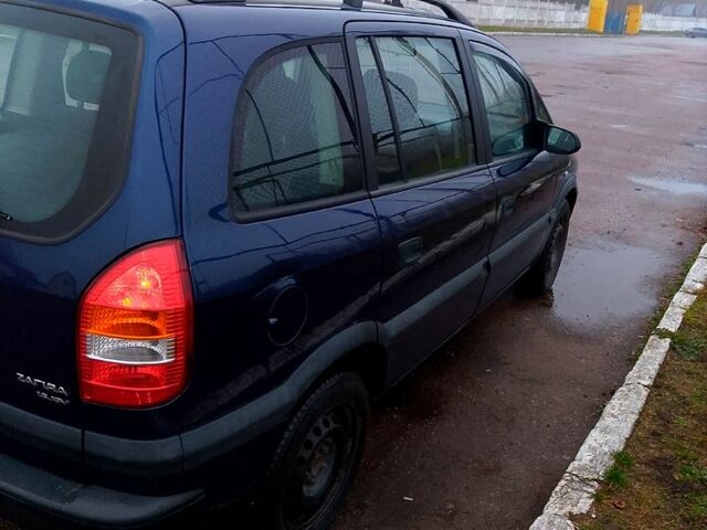 Синий Опель Зафира, объемом двигателя 1.6 л и пробегом 350 тыс. км за 2550 $, фото 2 на Automoto.ua