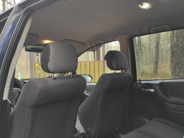 Синий Опель Зафира, объемом двигателя 2 л и пробегом 345 тыс. км за 3200 $, фото 5 на Automoto.ua