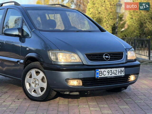 Синий Опель Зафира, объемом двигателя 2 л и пробегом 299 тыс. км за 2649 $, фото 2 на Automoto.ua