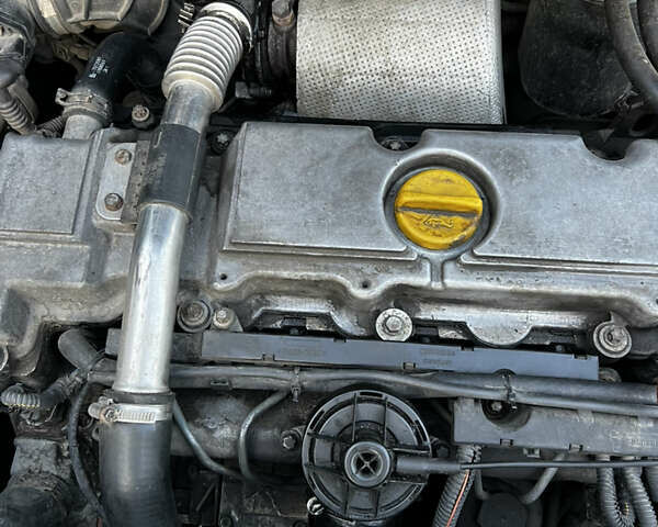 Синій Опель Зафіра, об'ємом двигуна 2 л та пробігом 400 тис. км за 3800 $, фото 11 на Automoto.ua