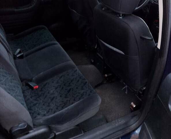 Синий Опель Зафира, объемом двигателя 1.6 л и пробегом 600 тыс. км за 2550 $, фото 5 на Automoto.ua