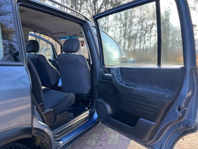 Синий Опель Зафира, объемом двигателя 2 л и пробегом 280 тыс. км за 2650 $, фото 20 на Automoto.ua