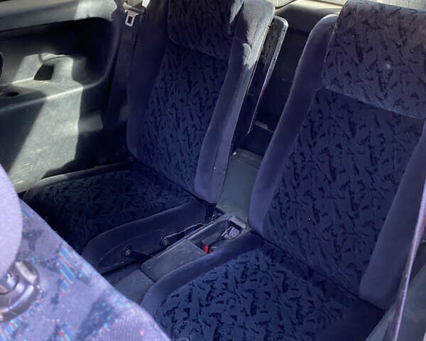 Синий Опель Зафира, объемом двигателя 1.6 л и пробегом 352 тыс. км за 3200 $, фото 5 на Automoto.ua