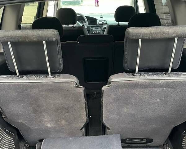 Синий Опель Зафира, объемом двигателя 1.8 л и пробегом 407 тыс. км за 2800 $, фото 9 на Automoto.ua