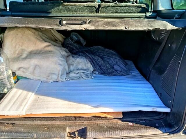 Синий Опель Зафира, объемом двигателя 2 л и пробегом 390 тыс. км за 3000 $, фото 4 на Automoto.ua