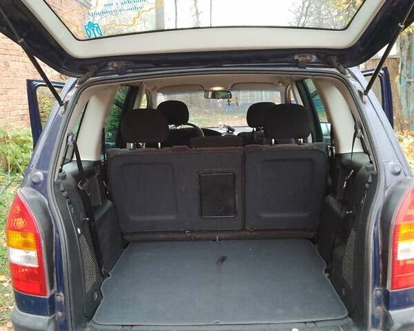 Синий Опель Зафира, объемом двигателя 1.6 л и пробегом 283 тыс. км за 3700 $, фото 6 на Automoto.ua