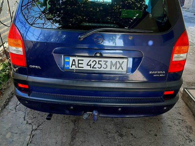 Синій Опель Зафіра, об'ємом двигуна 2 л та пробігом 330 тис. км за 4100 $, фото 2 на Automoto.ua