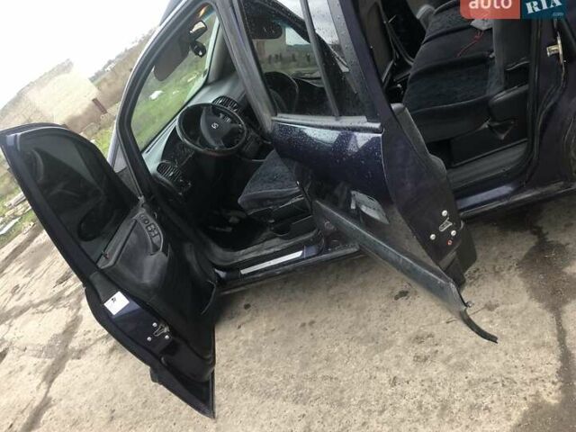 Синий Опель Зафира, объемом двигателя 2 л и пробегом 350 тыс. км за 3600 $, фото 3 на Automoto.ua