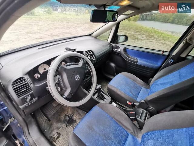 Синий Опель Зафира, объемом двигателя 2.2 л и пробегом 341 тыс. км за 5200 $, фото 4 на Automoto.ua