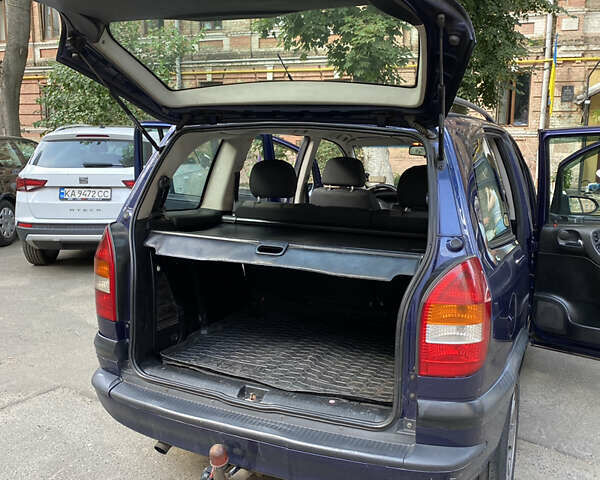 Синій Опель Зафіра, об'ємом двигуна 2 л та пробігом 338 тис. км за 3799 $, фото 2 на Automoto.ua