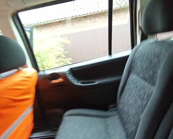 Синий Опель Зафира, объемом двигателя 1.6 л и пробегом 270 тыс. км за 4000 $, фото 17 на Automoto.ua