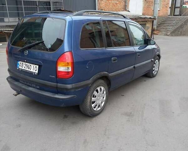 Синий Опель Зафира, объемом двигателя 2.2 л и пробегом 312 тыс. км за 4000 $, фото 6 на Automoto.ua