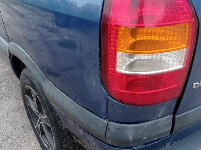 Синий Опель Зафира, объемом двигателя 0 л и пробегом 370 тыс. км за 3500 $, фото 9 на Automoto.ua