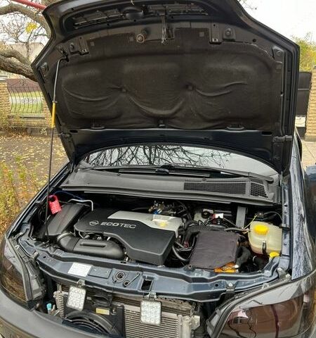 Синий Опель Зафира, объемом двигателя 2.2 л и пробегом 280 тыс. км за 4999 $, фото 8 на Automoto.ua