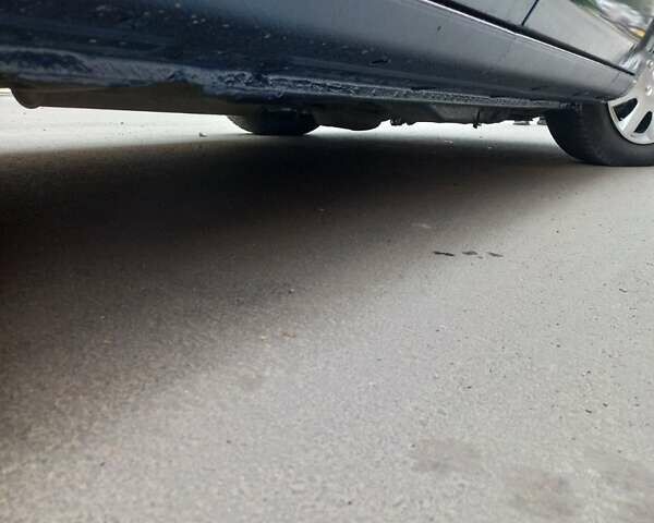 Синий Опель Зафира, объемом двигателя 2.2 л и пробегом 312 тыс. км за 4000 $, фото 14 на Automoto.ua