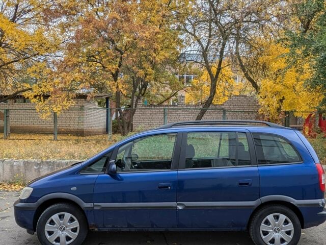 Синій Опель Зафіра, об'ємом двигуна 1.8 л та пробігом 540 тис. км за 3200 $, фото 4 на Automoto.ua