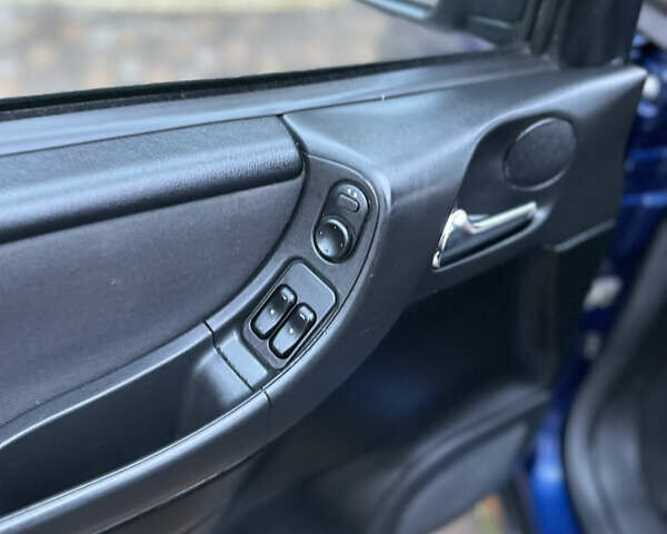 Синий Опель Зафира, объемом двигателя 1.6 л и пробегом 230 тыс. км за 3650 $, фото 67 на Automoto.ua