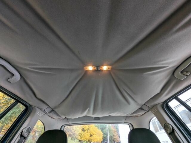 Синій Опель Зафіра, об'ємом двигуна 1.8 л та пробігом 540 тис. км за 3200 $, фото 14 на Automoto.ua