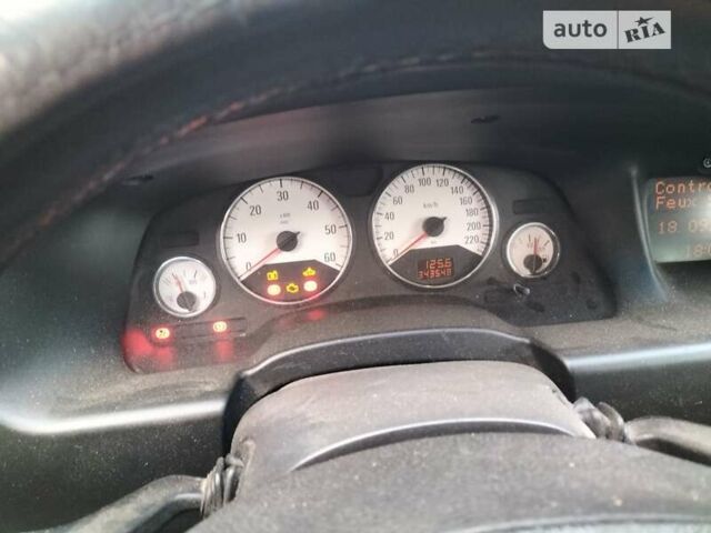 Синий Опель Зафира, объемом двигателя 2.2 л и пробегом 345 тыс. км за 5200 $, фото 5 на Automoto.ua