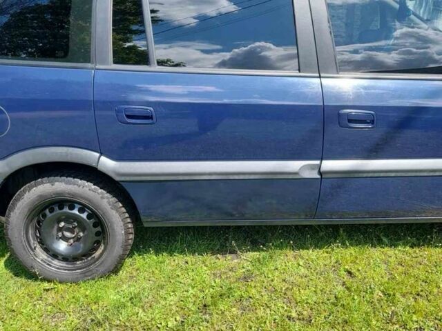 Синій Опель Зафіра, об'ємом двигуна 1.6 л та пробігом 180 тис. км за 3400 $, фото 1 на Automoto.ua