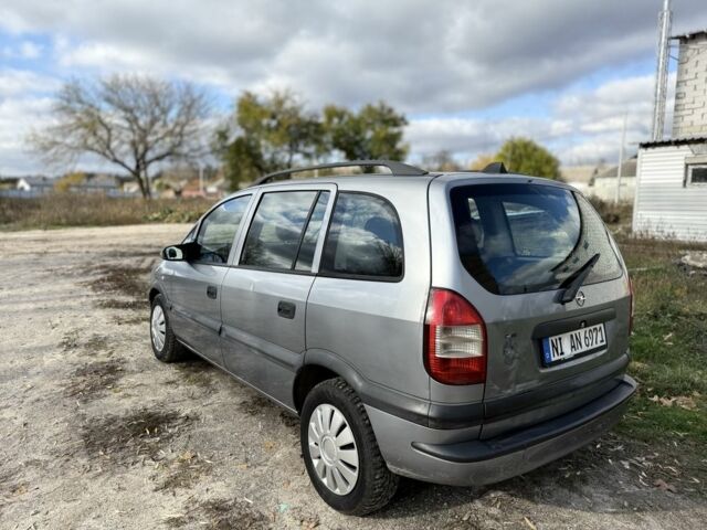 Синий Опель Зафира, объемом двигателя 1.8 л и пробегом 300 тыс. км за 1650 $, фото 6 на Automoto.ua