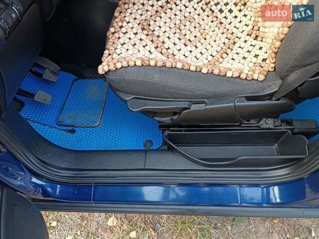 Синій Опель Зафіра, об'ємом двигуна 0 л та пробігом 260 тис. км за 4800 $, фото 6 на Automoto.ua