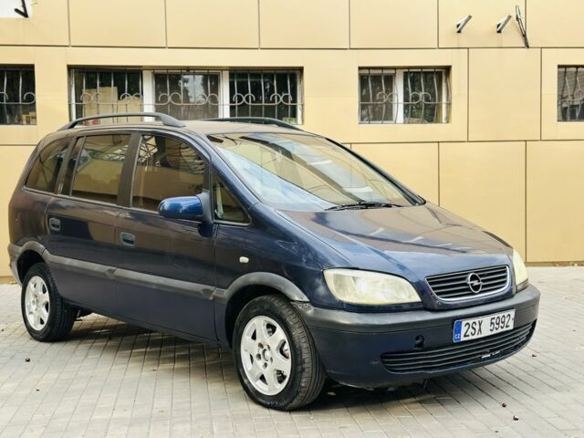 Синий Опель Зафира, объемом двигателя 2 л и пробегом 200 тыс. км за 1950 $, фото 6 на Automoto.ua