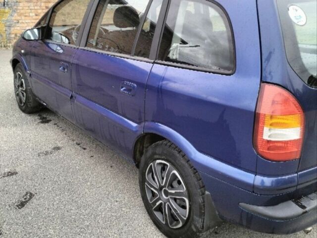 Синий Опель Зафира, объемом двигателя 2 л и пробегом 285 тыс. км за 3100 $, фото 3 на Automoto.ua