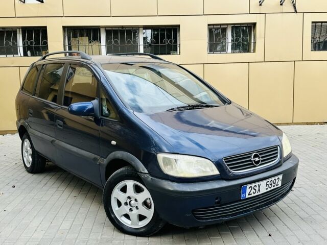 Синий Опель Зафира, объемом двигателя 2 л и пробегом 200 тыс. км за 1950 $, фото 1 на Automoto.ua