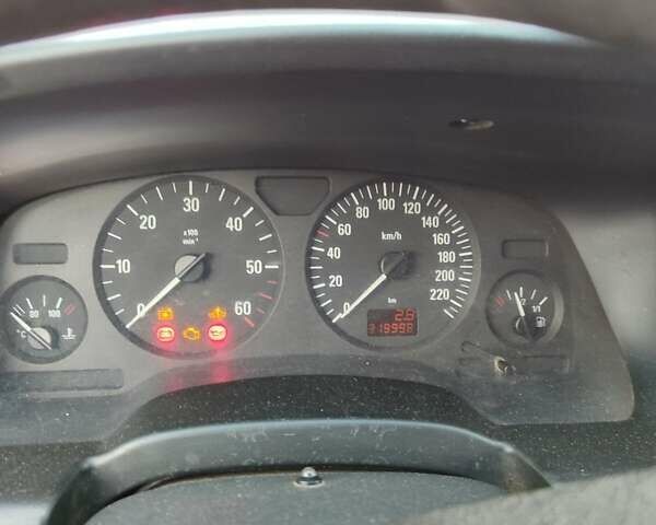 Синий Опель Зафира, объемом двигателя 2.2 л и пробегом 300 тыс. км за 4200 $, фото 3 на Automoto.ua