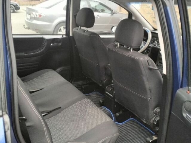 Синий Опель Зафира, объемом двигателя 2 л и пробегом 285 тыс. км за 3100 $, фото 7 на Automoto.ua