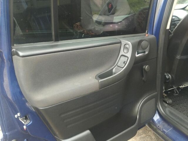 Синий Опель Зафира, объемом двигателя 2 л и пробегом 345 тыс. км за 3850 $, фото 14 на Automoto.ua